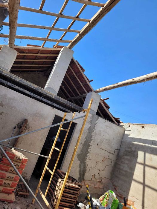 Telhados/ Serralheria