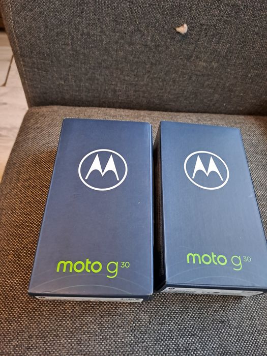 Dzień dobry mam na sprzedarz dwie motorole g30