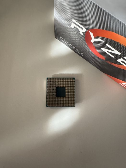 AMD Ryzen 5 3400G