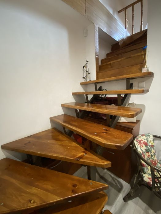 Продається БЕЗ КОМІСІЇ ДЛЯ ПОКУПЦЯ 2-х кімнатна квартира на Дружбі!