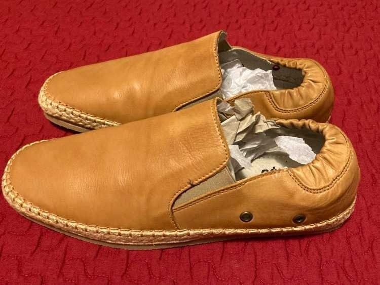 Alpercatas castanhas em pele, n.º 40