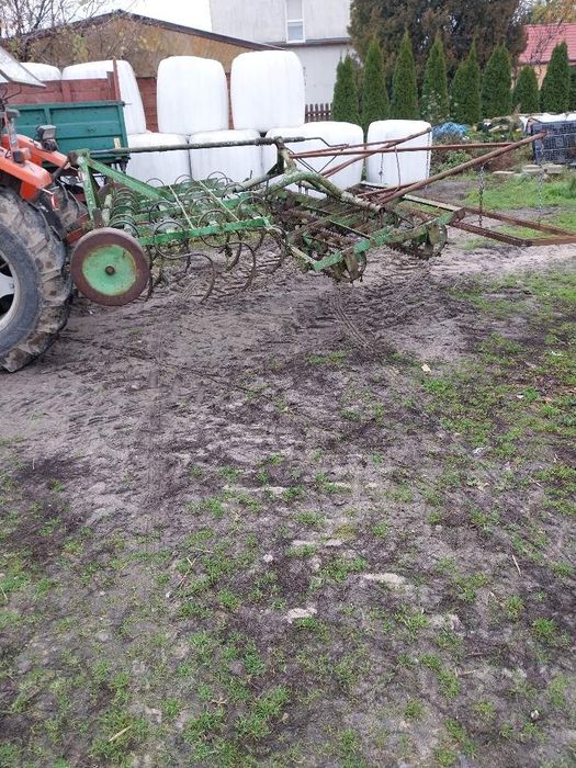 Agregat uprawowy, obsypnik