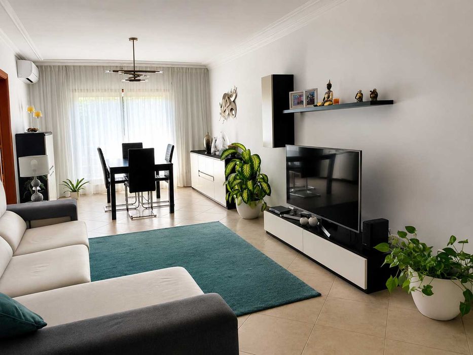 T2 com Garagem e Arrecadação – Vila Franca de Xira