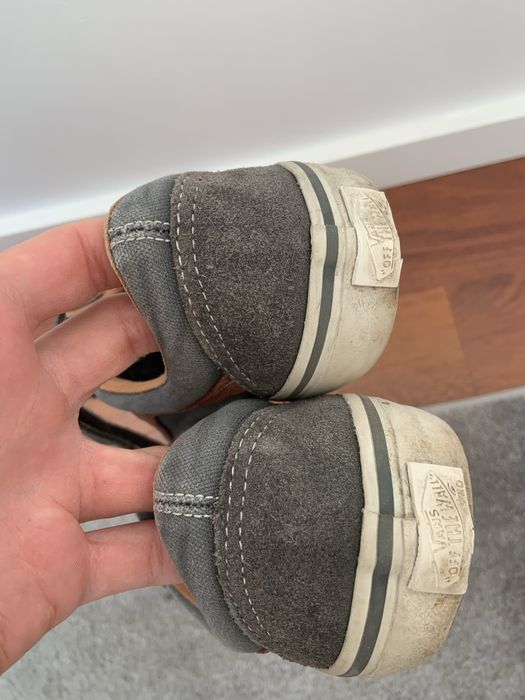 Ténis Vans verdes e bordôs 39