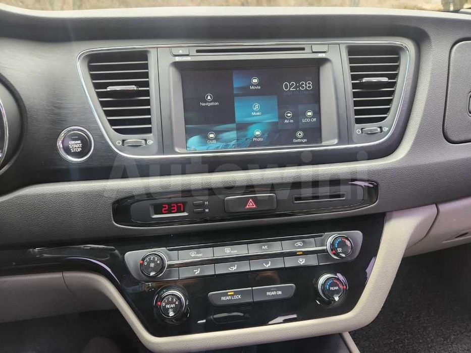 KIA CARNIVAL 9 місць / З пдв