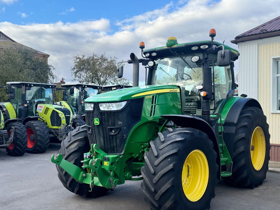 Продам трактор John Deere 7270R