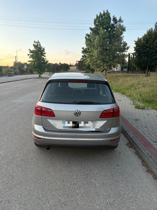 Golf Sportvan Highline