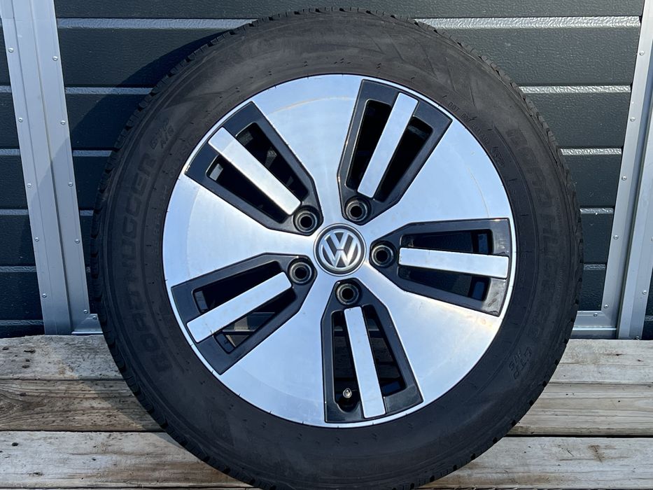 Оригинальное колесо / запаска Volkswagen E-Golf R16 (диск + резина)