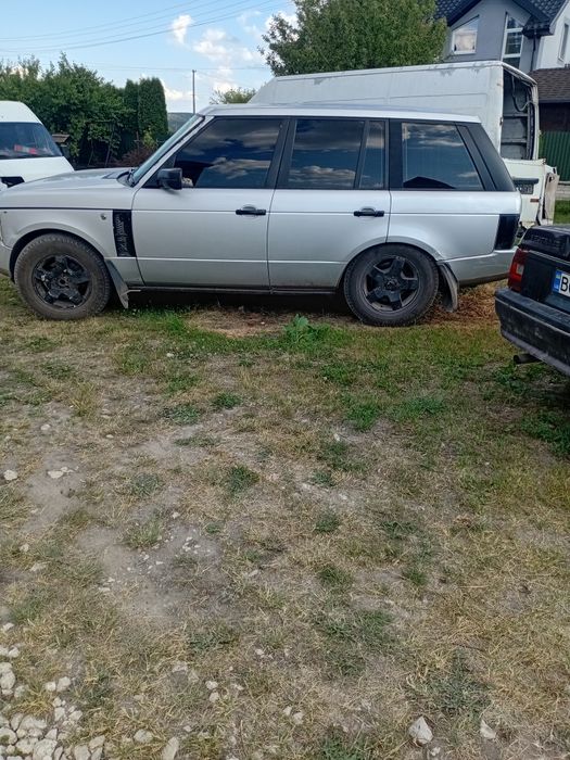 Продам капот до ландж ровер3