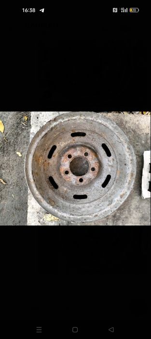 Диск москвич продам