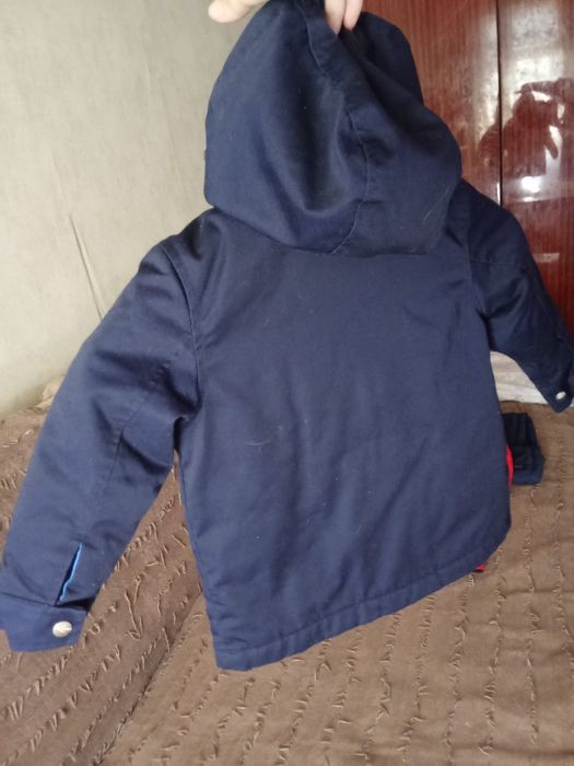 Осіння фірмова куртка