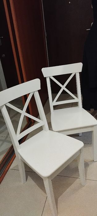 Stół Vangsta IKEA biały + 2 krzesła INGOLF