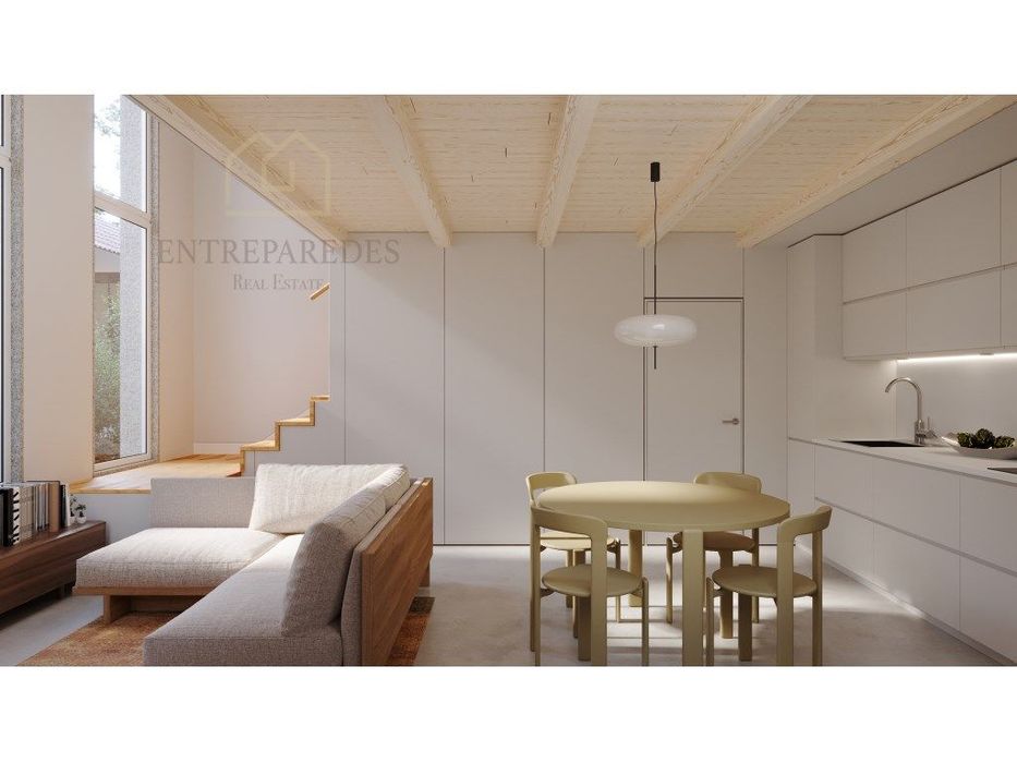LOFT T1 com mezzanine e jardim para comprar em Cedofeita, Porto