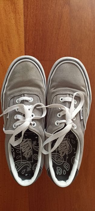 Vans cinzentas tamanho 36,5