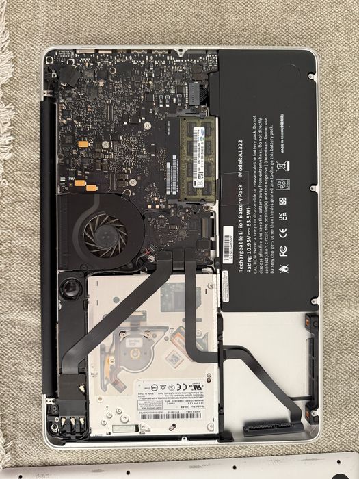 Backbook Pro 13-inch 2011444443608975953924