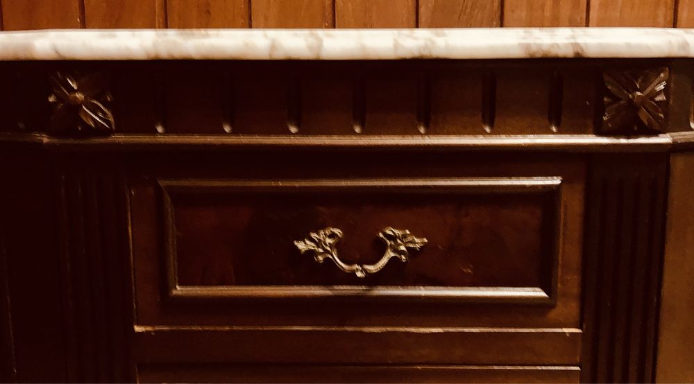 Movel Aparador/Apoio/Comoda/Armário Entrada (madeira Maciça e mármore)