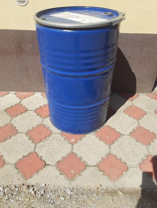 Metalowe beczki 200L