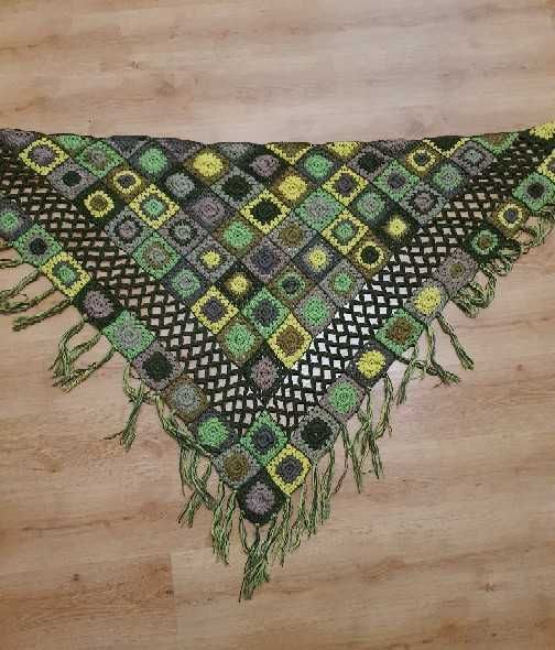 Шаль ручної роботи