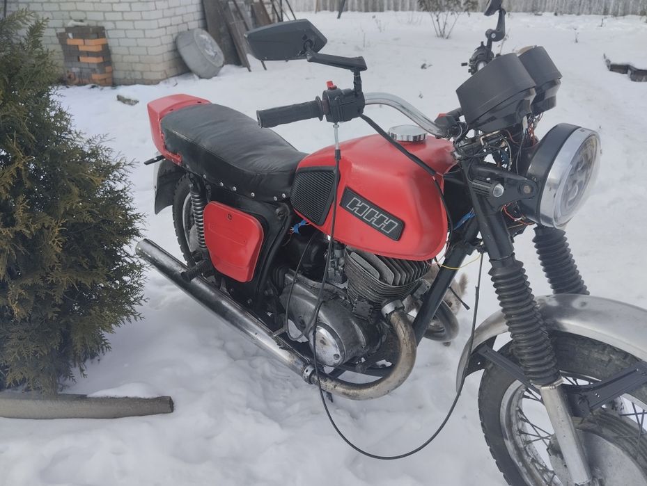 Срочно продам Иж Планета 4