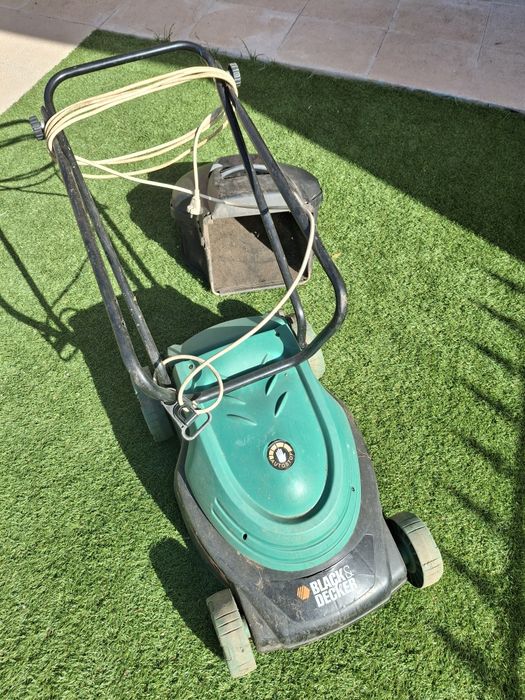 Corta relva Black & Decker