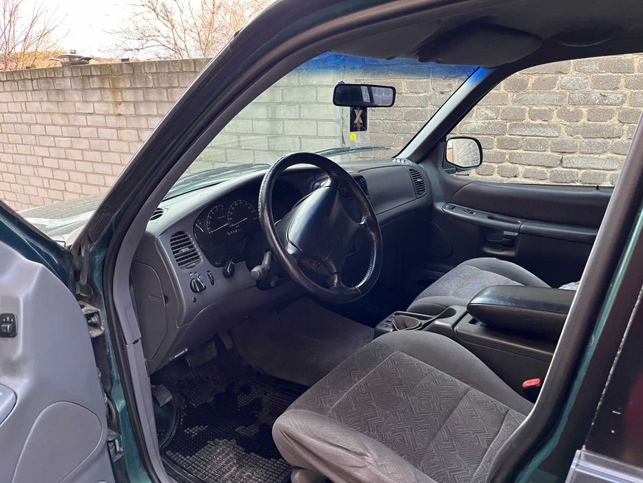 Ford Explorer 2000