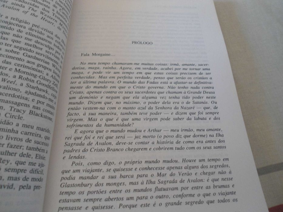 As Brumas de Avalon - A Senhora da Magia (1º volume)