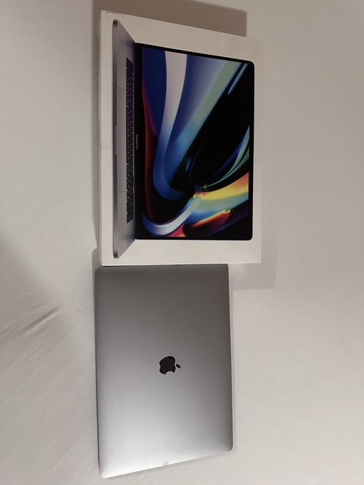 Macbook Pro/16”/i9/16GB/1TB