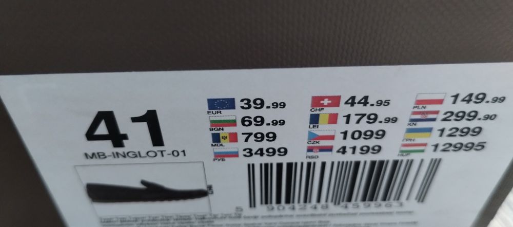 Mokasyny męskie Półbuty zamszowe rozm.41 stan bardzo dobry