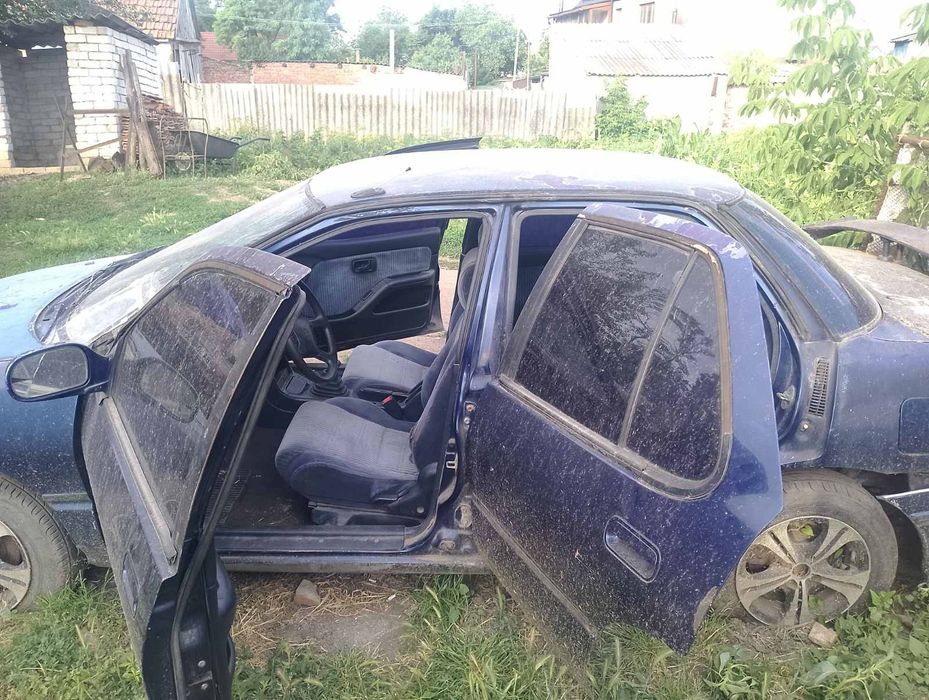 Продам машину ісузі стаїлос