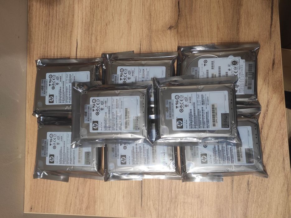 Жёсткий диск Hp,Dell 2.5" 146gb 10K 6G SAS(для сервера)