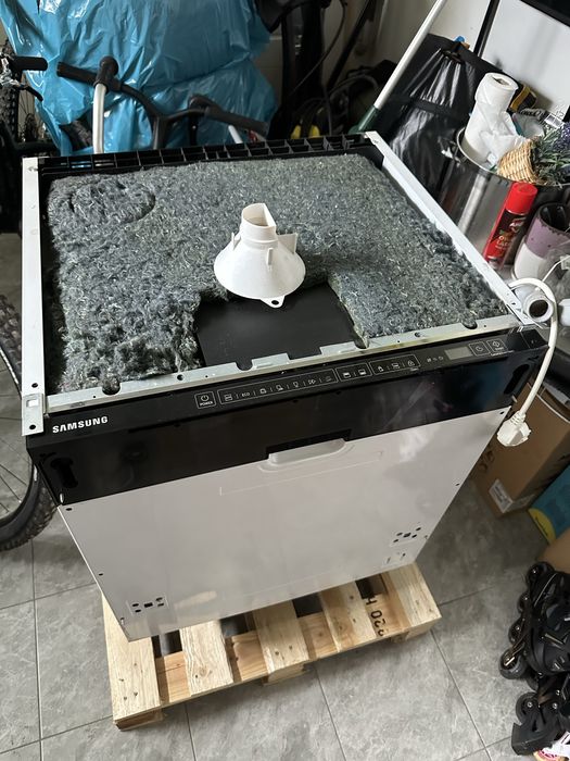 Zmywarka SAMSUNG 60M6050BB