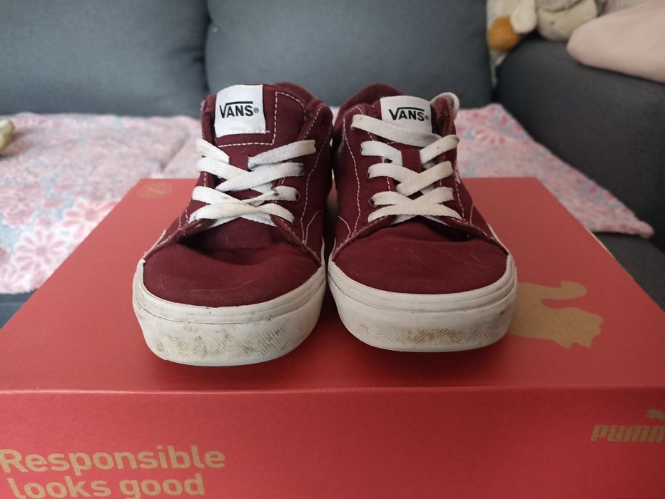 Продам кеди Vans