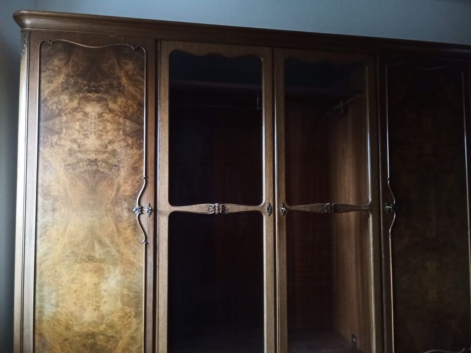 Szafa drewniana 4 drzwiowa