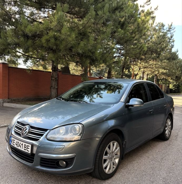 ПРОДАМ VW Jetta 2008