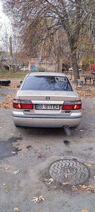 Автомобиль Мазда