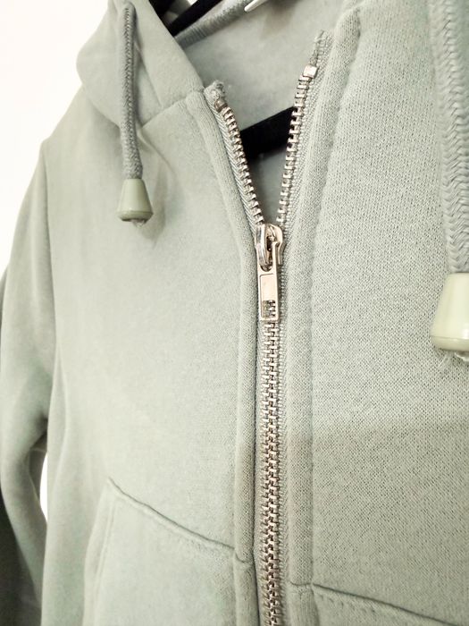 Casaco com fecho zip