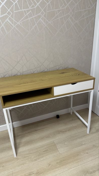 Стіл письмовий JYSK білий+дуб