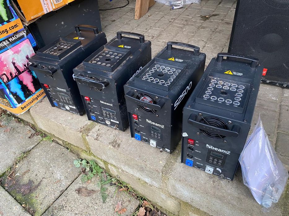 Pionowe Wyrzutnie dymu wytwornica mgły beamz S2500 adj l4me antari