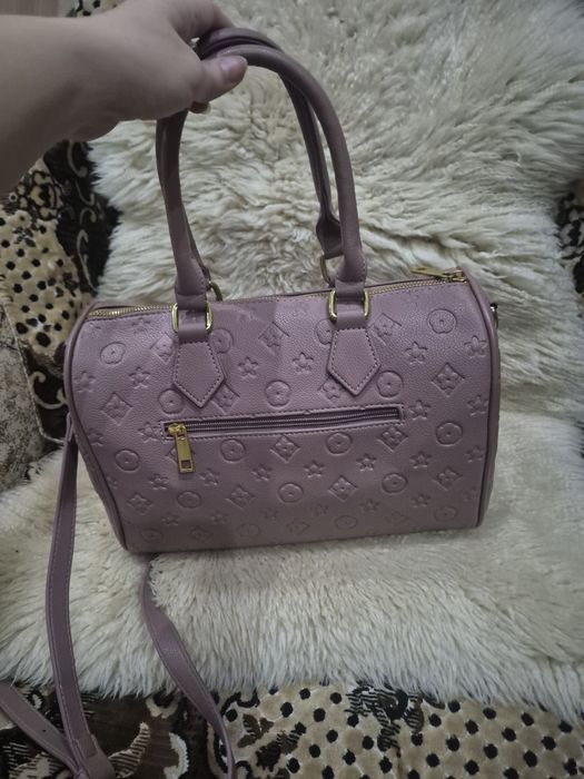 СУМКА ПОД Louis Vuitton