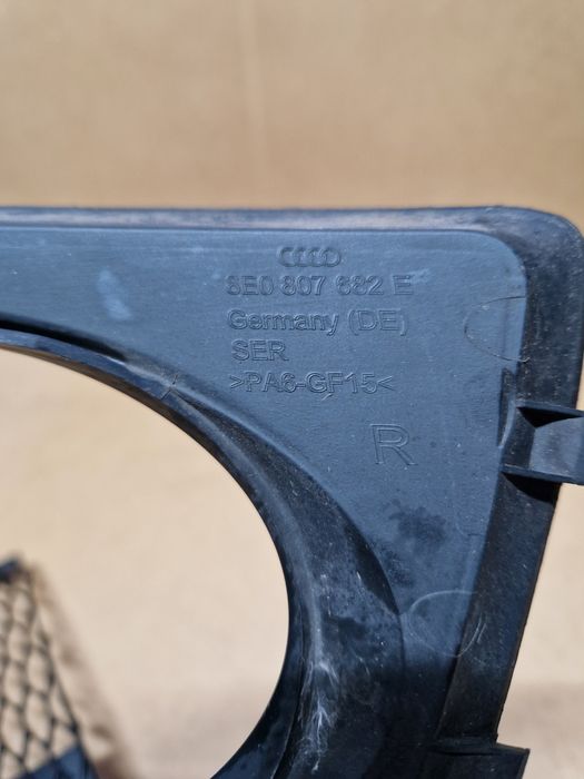 Audi RS4 B7 kratka zaślepka zderzaka lewa prawa komplet