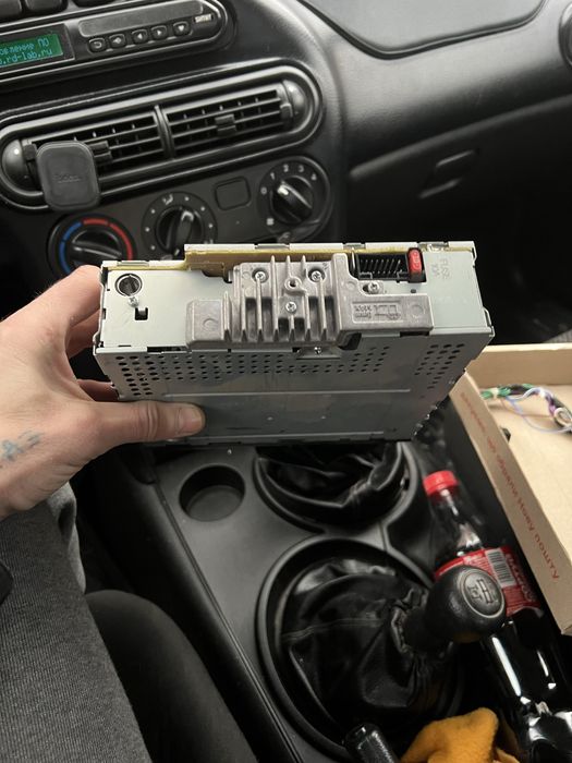 Продам магнітоли оригінал