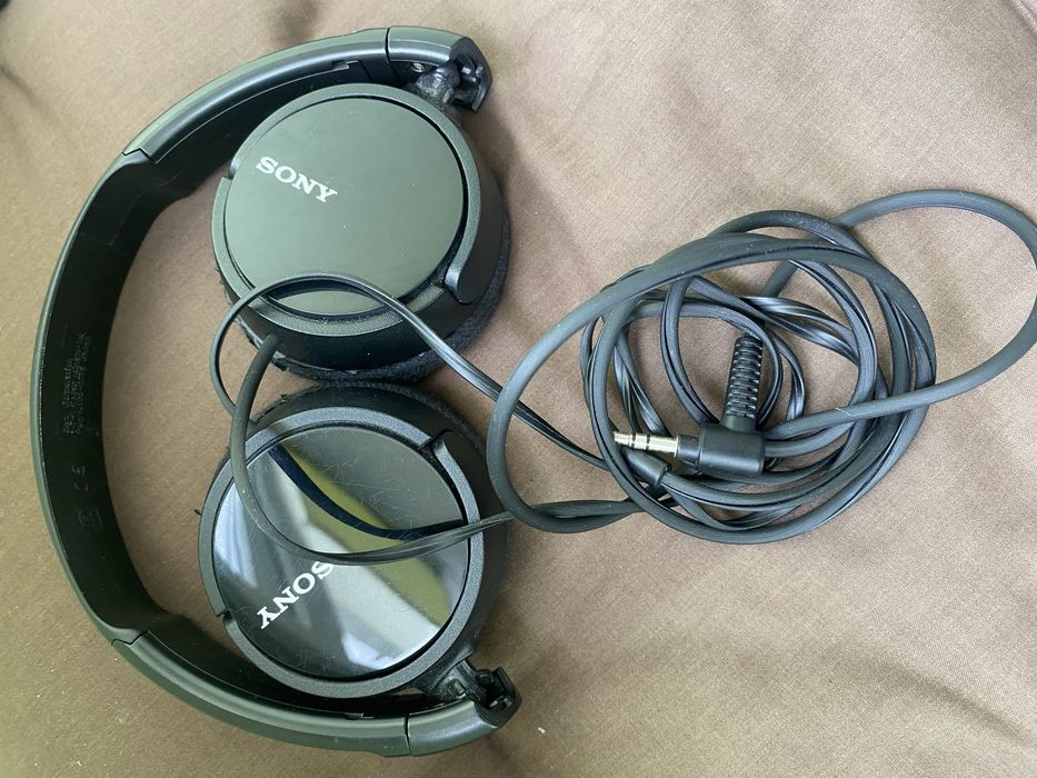 Навушникі Sony MDR-ZX110