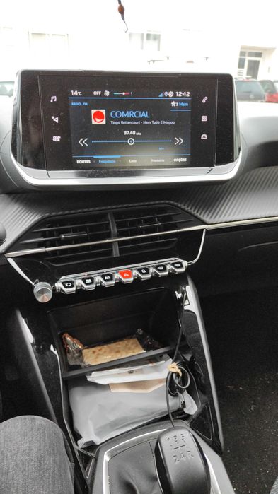 Peugeot 208 1.2 puretech seminovo