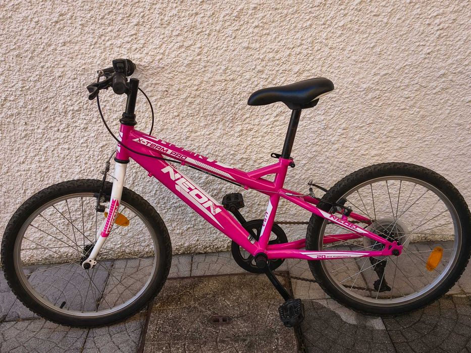 Bicicleta Neon 20 comprado na Toys Rus