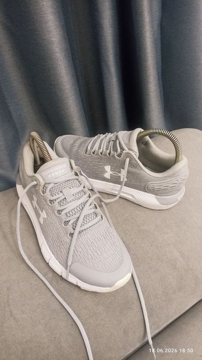 Кросівки Under Armour Charger Rogue 2