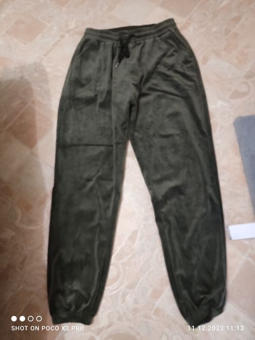 Спортивные штаны