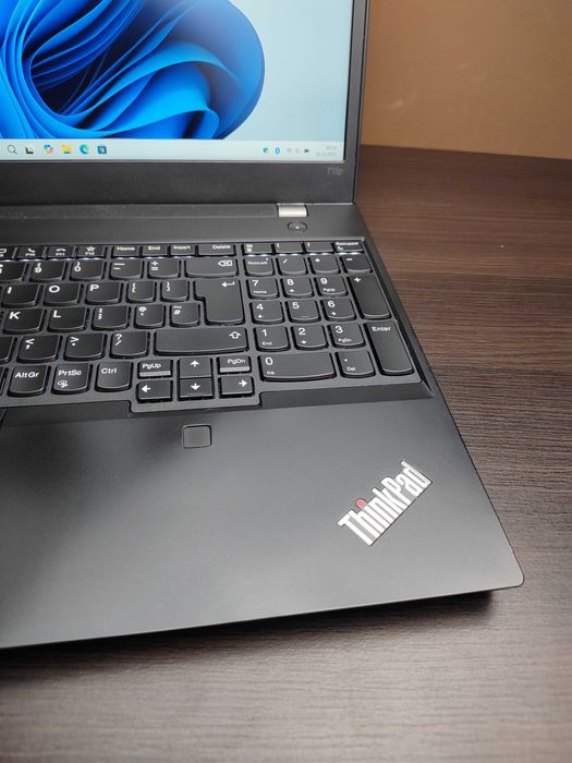 LAPTOP | ThinkPad T15p Gen2 | i7-11800H | GTX 1650 | 32GB 512SSD Win11