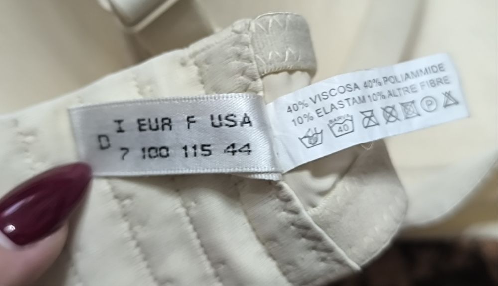 Продам бюстгальтер в чудовому стані, розмір D 100