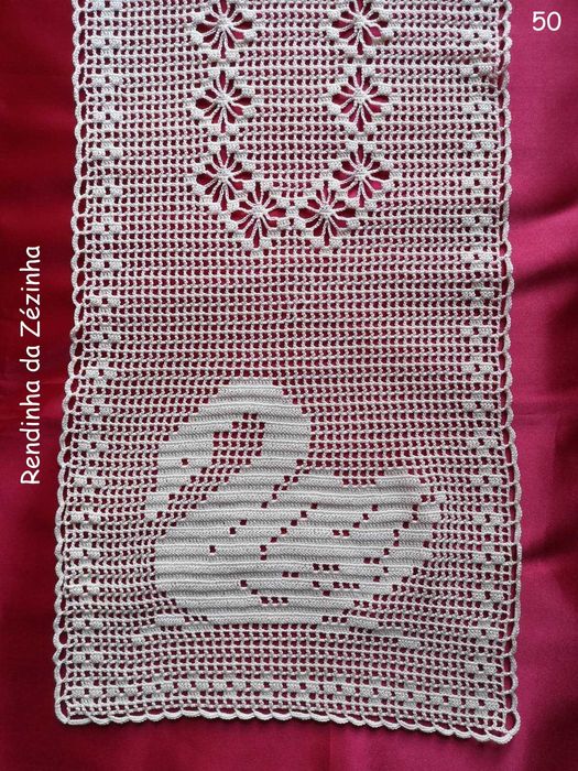 Centro de mesa em crochê artesanal NOVO