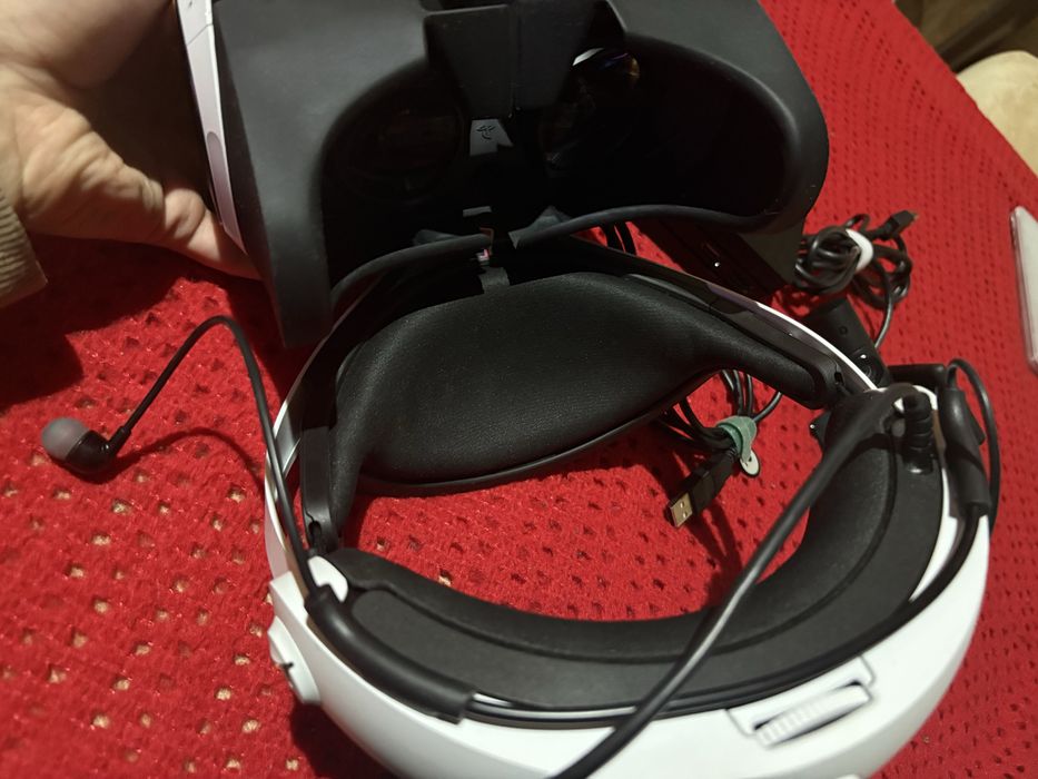 VR-гарнітура Sony PlayStation VR другого покоління